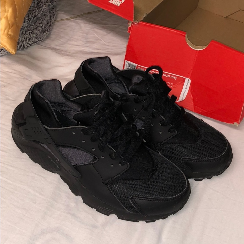 Nike air huarache size 7